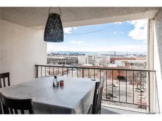 Photo #6: 9676560 Listing