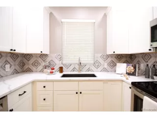 Photo #4: 9677225 Listing 