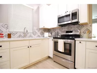 Photo #6: 9677225 Listing 