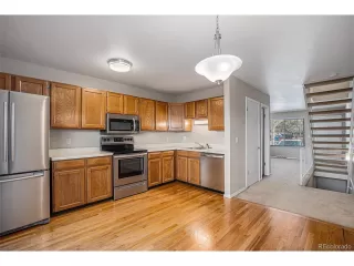 Photo #4: 9678236 Listing