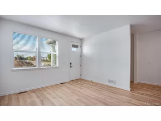 Photo #2: 9678349 Listing 