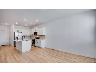 Photo #3: 9678349 Listing 