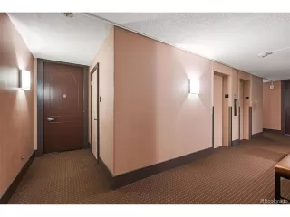 Photo #3: 9681282 Listing