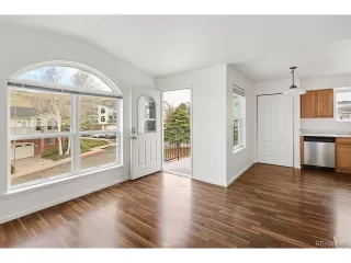 Photo #3: 9681483 Listing
