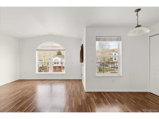 Photo #4: 9681483 Listing