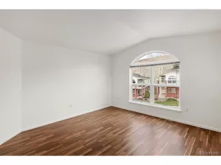 Photo #6: 9681483 Listing