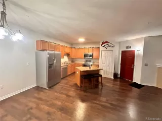 Photo #5: 9690886 Listing