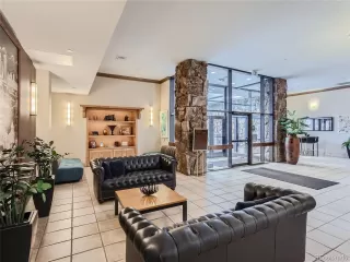Photo #4: 9692160 Listing 