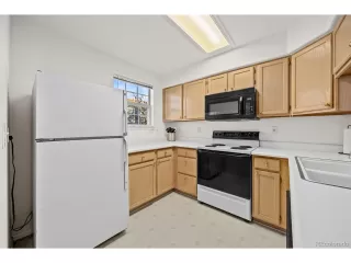 Photo #6: 9693572 Listing 