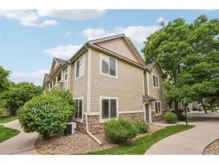 Photo #2: 9696859 Listing