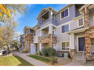 Photo #2: 9698299 Listing