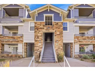 Photo #3: 9698299 Listing