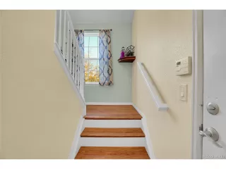 Photo #5: 9698299 Listing