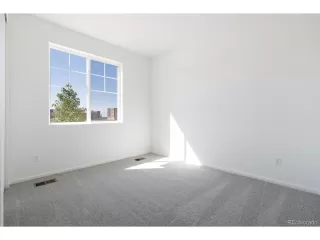 Photo #4: 9700250 Listing