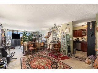 Photo #5: 9701410 Listing 