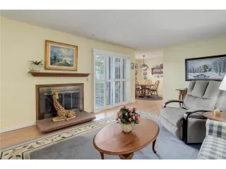 Photo #4: 9701637 Listing 