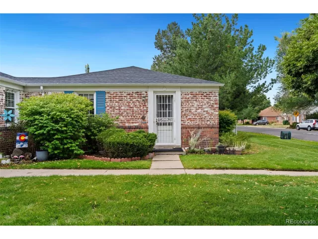 MLS: 9705479 Condo For Sale