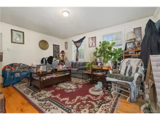 Photo #2: 9705479 Listing