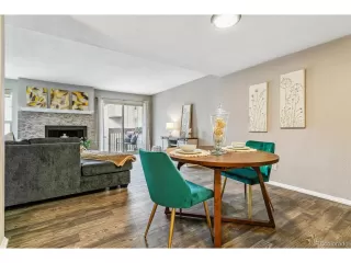 Photo #4: 9706910 Listing