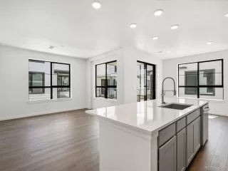 Photo #3: 9707123 Listing