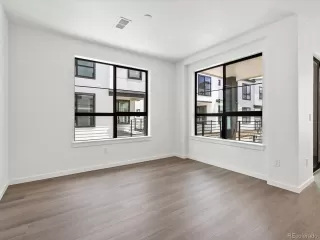 Photo #4: 9707123 Listing