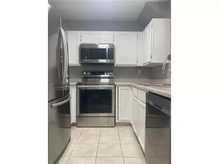 Photo #3: 9707599 Listing