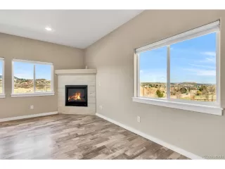 Photo #4: 9709254 Listing