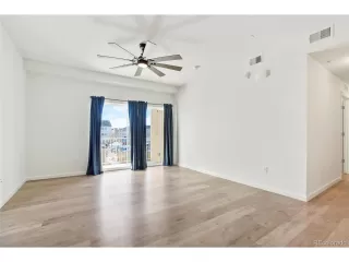 Photo #4: 9710033 Listing