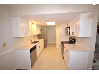 Photo #2: 9710374 Listing