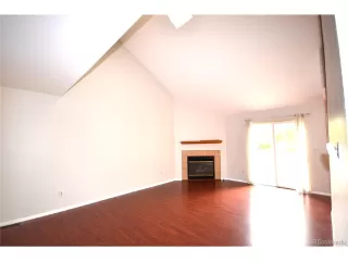 Photo #4: 9710374 Listing