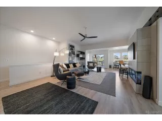 Photo #4: 9712285 Listing