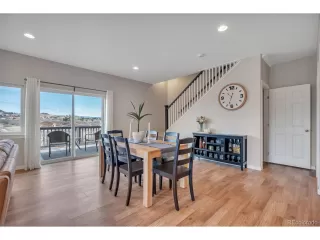 Photo #5: 9714577 Listing