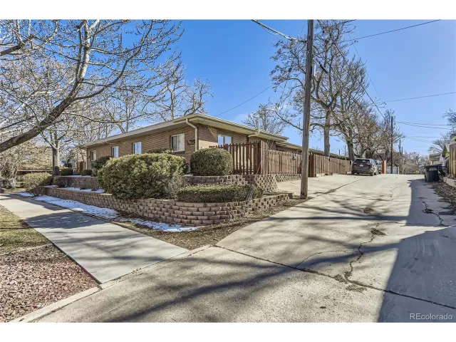 MLS: 9716806 Condo For Sale