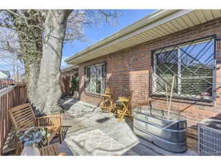 Photo #4: 9716806 Listing