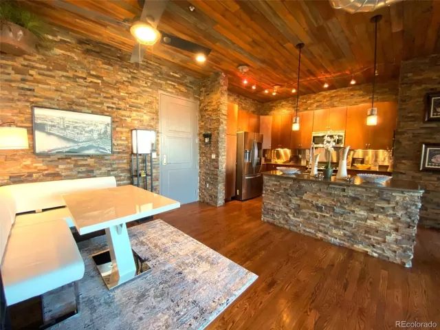 MLS: 9717898 Condo For Sale