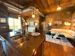 Photo #2: 9717898 Listing