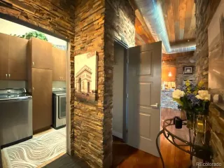 Photo #3: 9717898 Listing