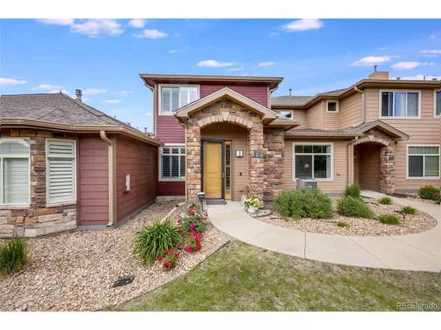 MLS: 9718895 Condo For Sale