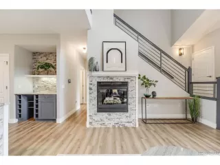 Photo #6: 9718895 Listing