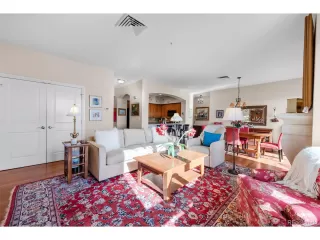 Photo #2: 9719377 Listing