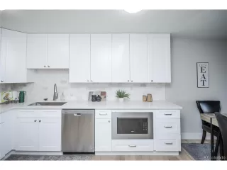 Photo #2: 9721401 Listing 