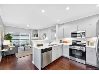 Photo #2: 9721713 Listing