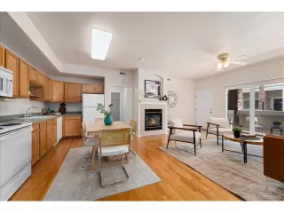 Photo #4: 9722449 Listing