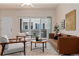 Photo #6: 9722449 Listing