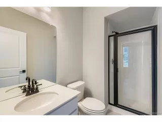 Photo #4: 9722640 Listing