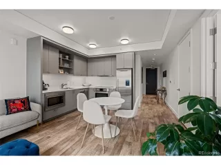 Photo #3: 9725664 Listing 