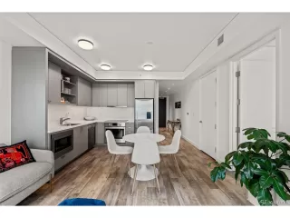 Photo #4: 9725664 Listing 