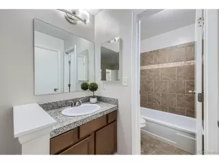 Photo #6: 9725938 Listing