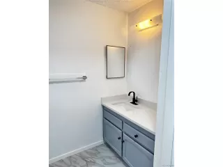 Photo #2: 9726436 Listing