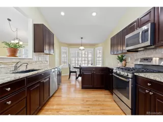 Photo #5: 9726497 Listing 